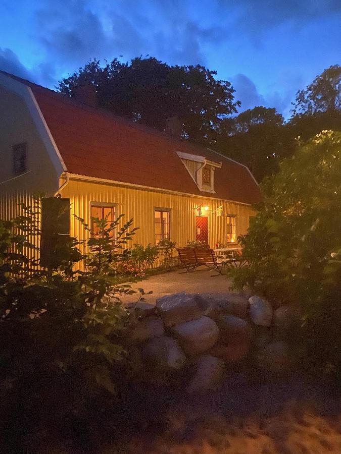 Hunnebostrands Vandrarhem Gammelgarden Exterior photo